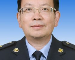 李勇