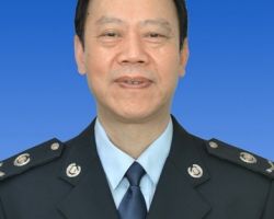 劉心平